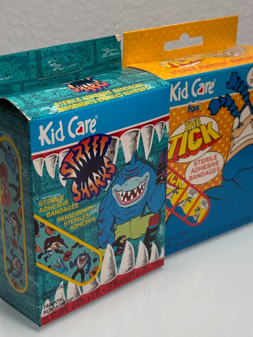 Vintage 1995 Kid Care The Tick Street Sharks Sterile Bandages Lot of 2 25ct Rare